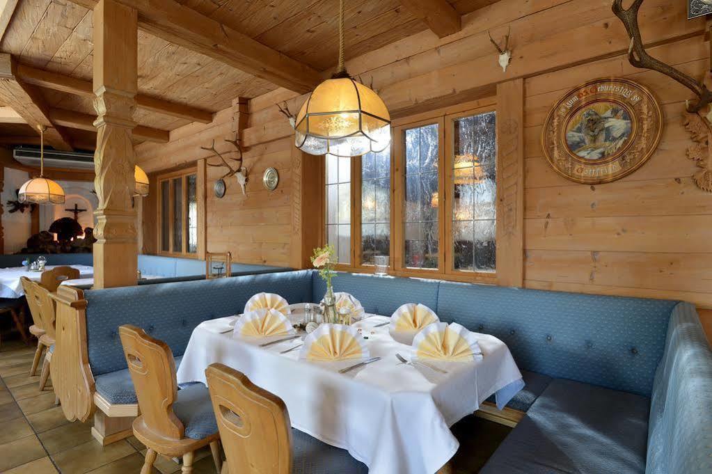 Hotel Restaurant Gradlwirt Niederndorf  外观 照片
