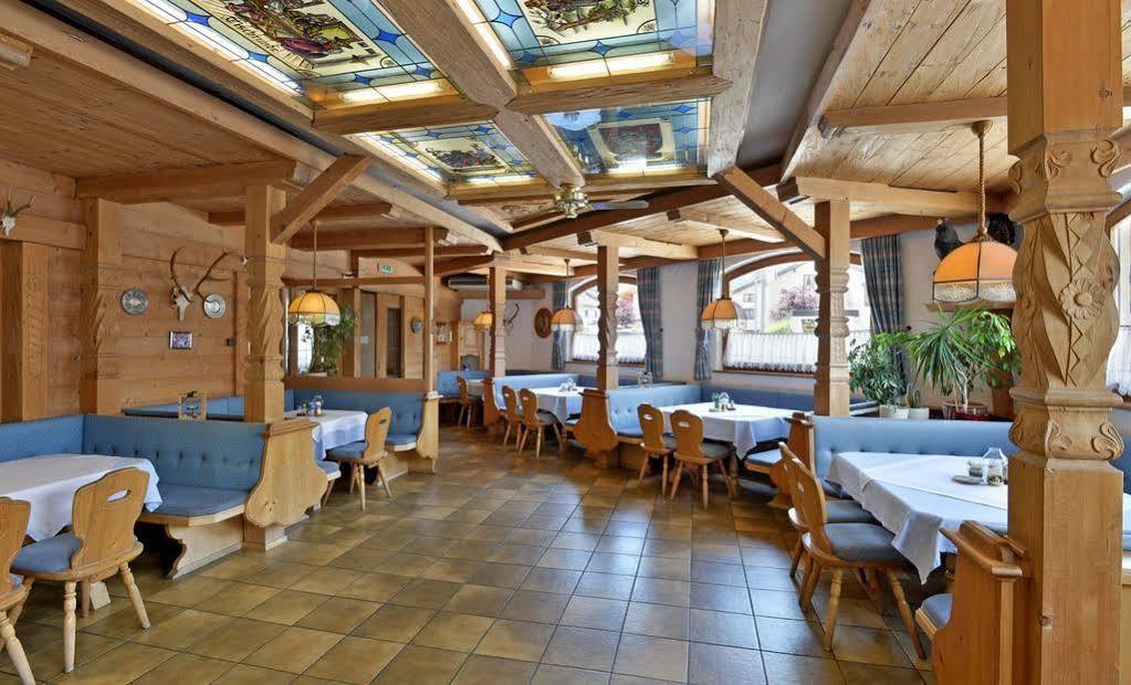 Hotel Restaurant Gradlwirt Niederndorf  外观 照片