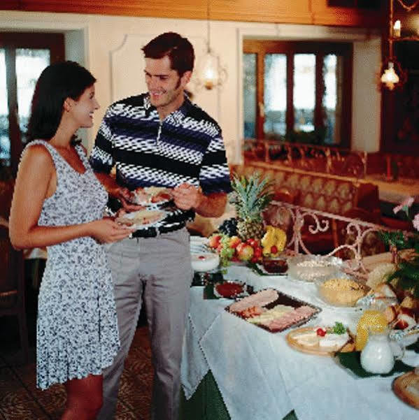 Hotel Restaurant Gradlwirt Niederndorf  外观 照片