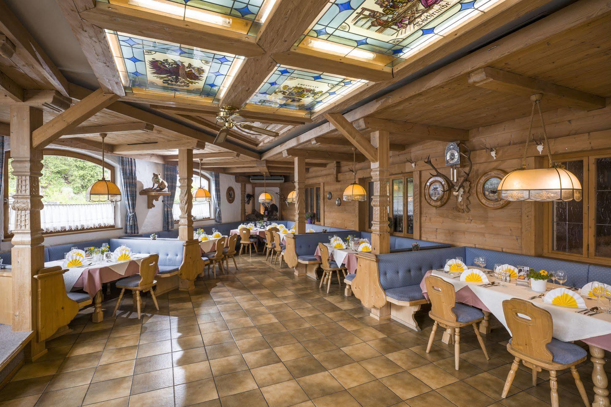 Hotel Restaurant Gradlwirt Niederndorf  外观 照片