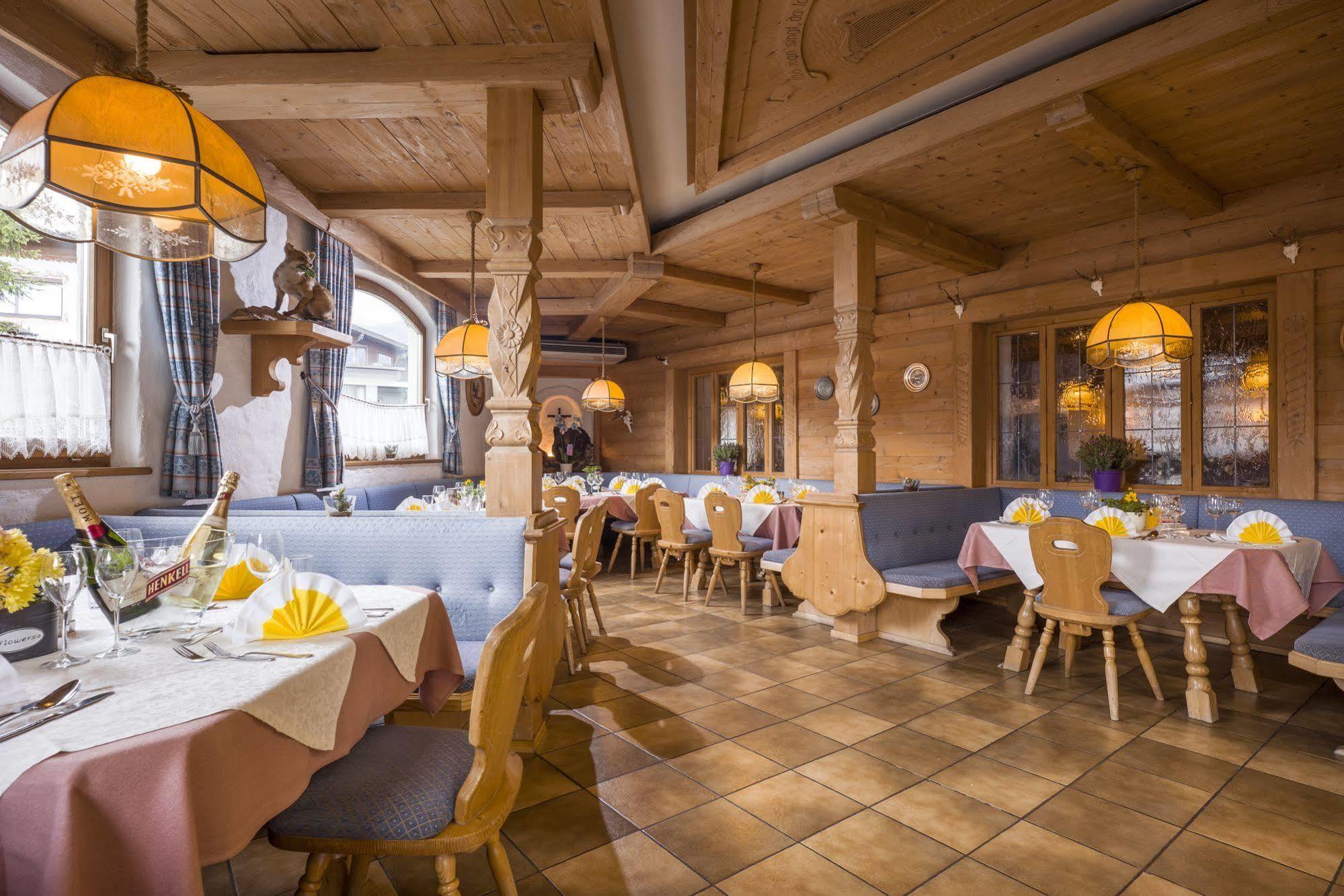 Hotel Restaurant Gradlwirt Niederndorf  外观 照片